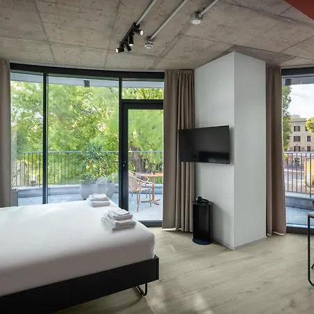 The Social Hub Rome Hotel Exterior photo